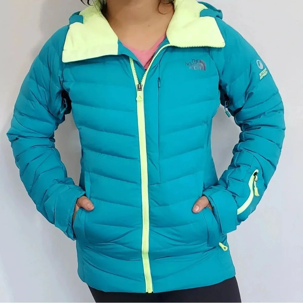 The North Face Women's Blue Ski Jacket - Picture 14 of 16